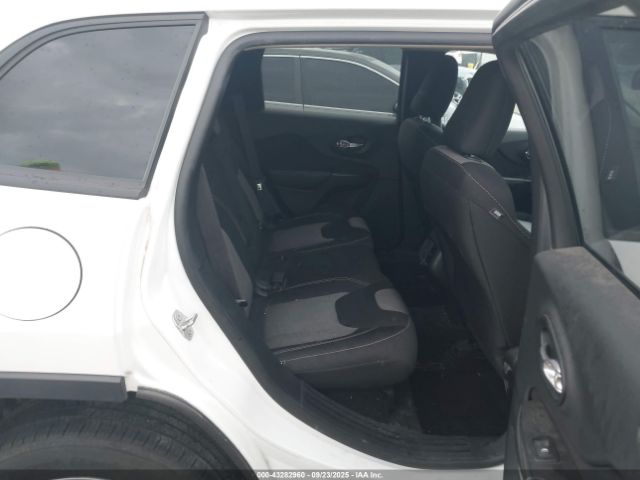 2015 JEEP CHEROKEE 1C4PJLAB9FW608070 Photo 7