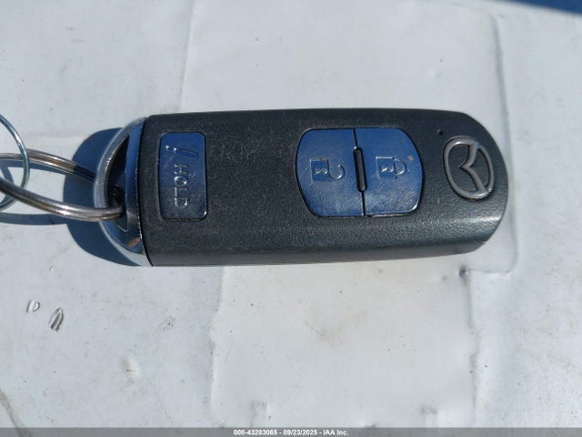 JM3KE4CY1G0836551 Mazda py