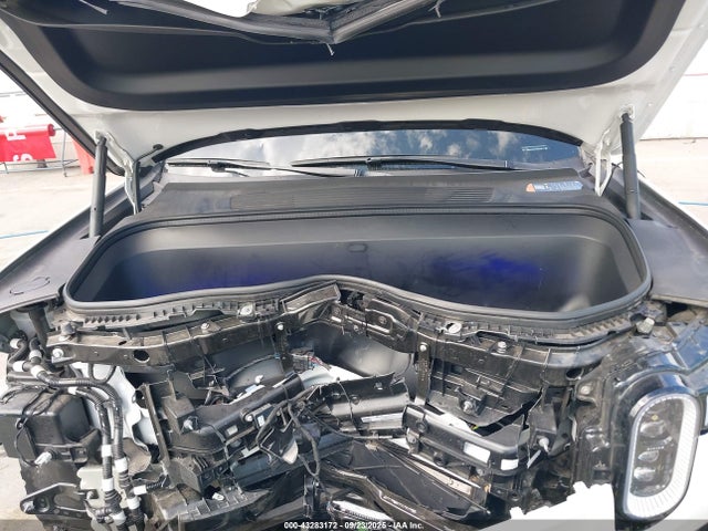 7PDSGABA6PN017536 Rivian R1s Adventure