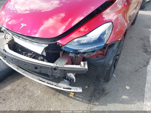 2025 TESLA MODEL Y 7SAYGAEE2SF254390 Photo 5