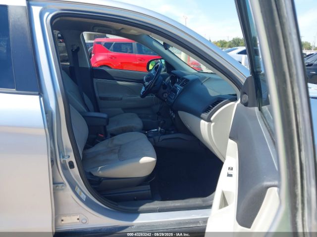 2017 MITSUBISHI OUTLANDER SPORT JA4AP3AU4HZ061792 Photo 4