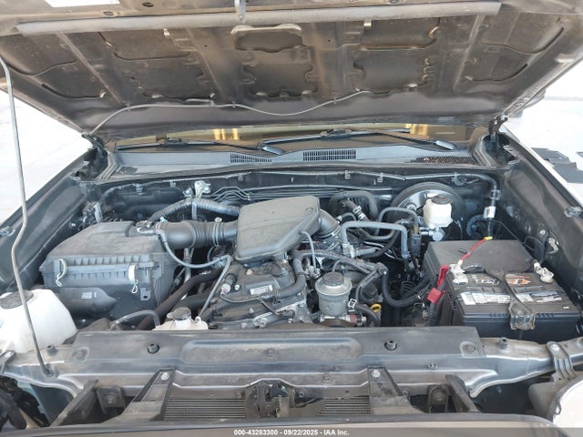 5TFRX5GN8HX078725 Toyota 2tr-fe