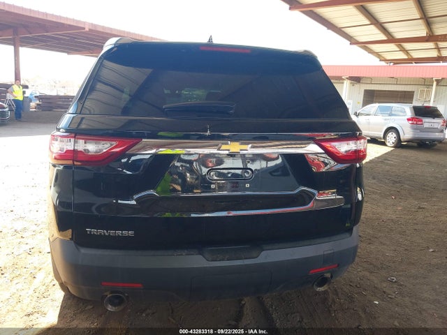 1GNERFKW2JJ213227 Chevrolet Traverse Ls