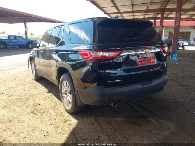 1GNERFKW2JJ213227 Chevrolet Traverse Ls