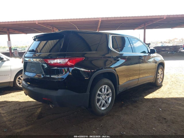1GNERFKW2JJ213227 Chevrolet Traverse Ls