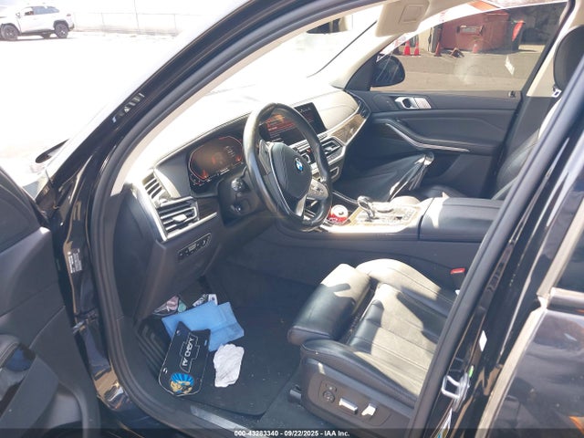 BMW X7 2019 5UXCW2C59KL080865 Image 17