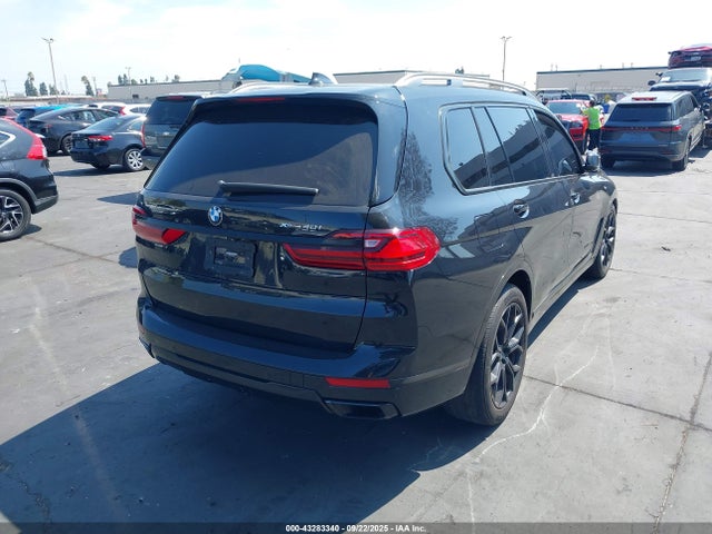 BMW X7 2019 5UXCW2C59KL080865 Image 4