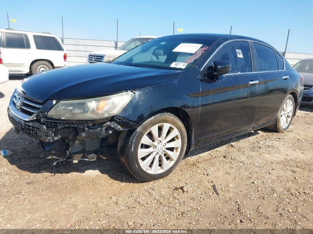 Honda k24w1 2015 1HGCR2F83FA161166 Image 2