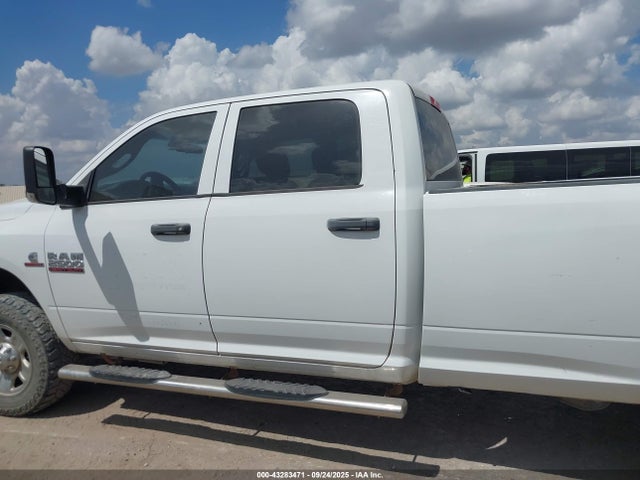 3C6UR5HL4JG261011 RAM 2500