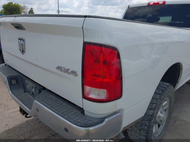 3C6UR5HL4JG261011 RAM 2500