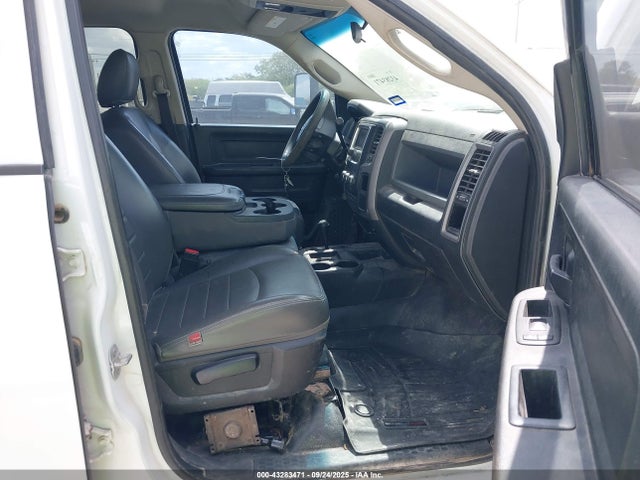 3C6UR5HL4JG261011 RAM 2500