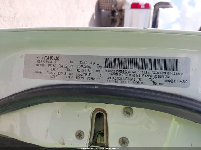 3C6UR5HL4JG261011 RAM 2500