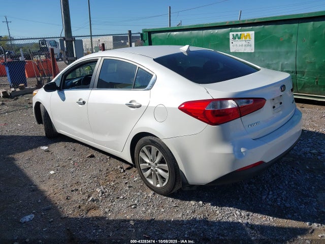 KIA Forte 2014 KNAFX4A84E5088642 Image 3