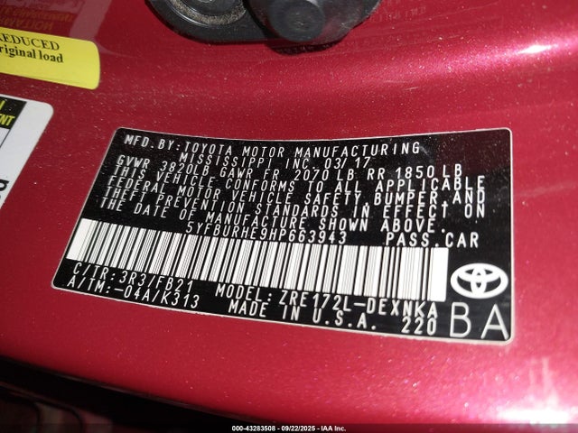 5YFBURHE9HP663943 Toyota COROLLA LE