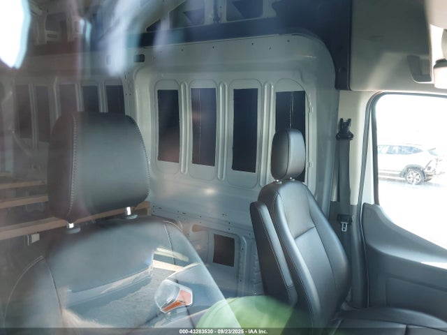 1FTBR2XG1RKA75031 Ford Transit-250