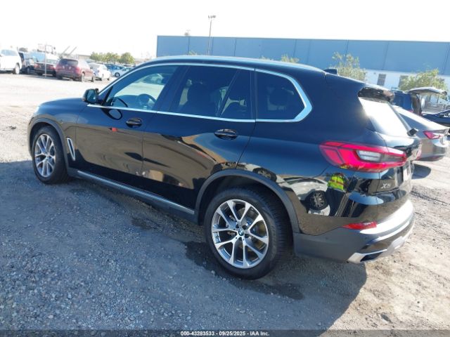 2019 BMW X5 5UXCR6C58KLL14279 Photo 2