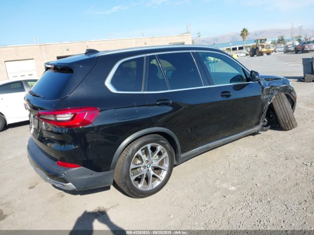 2019 BMW X5 5UXCR6C58KLL14279 Photo 3