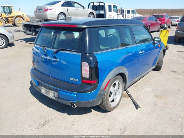 2011 MINI COOPER CLUBMAN WMWZF3C54BT267574 Photo 3