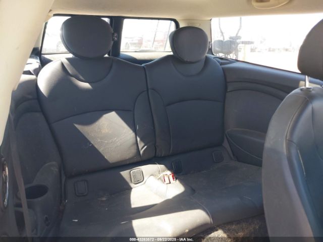 2011 MINI COOPER CLUBMAN WMWZF3C54BT267574 Photo 7