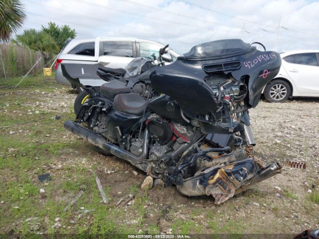 2022 HARLEY-DAVIDSON FLHXSE 1HD1PXL10NB951449