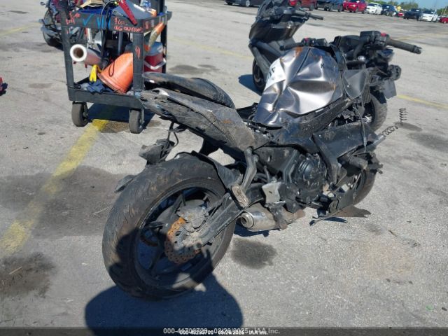 2021 KAWASAKI EX650 ML5EXEN1XMDA34443 Photo 3