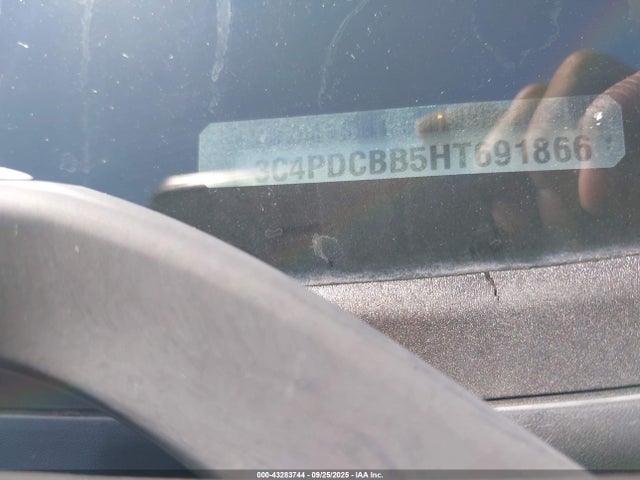 3C4PDCBB5HT691866 Dodge 2017