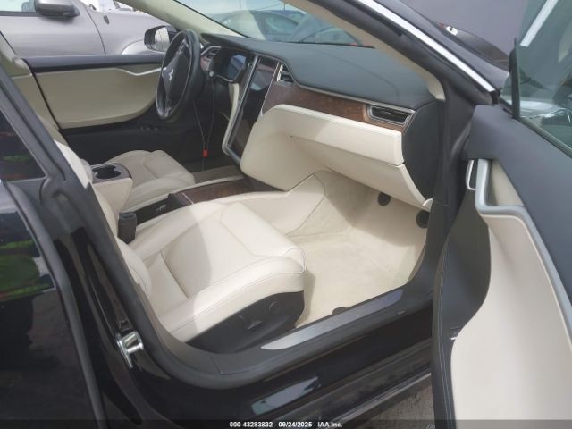2017 TESLA MODEL S 5YJSA1E15HF227629 Photo 4