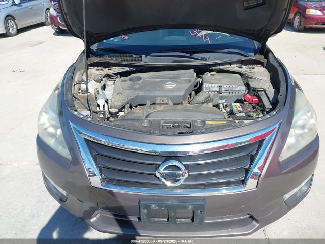 1N4AL3AP3FC142588 Nissan 2015