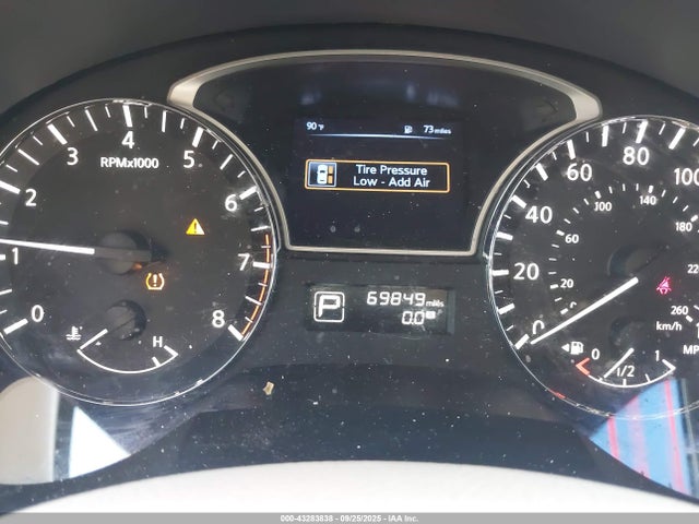 1N4AL3AP3FC142588 Nissan 2015
