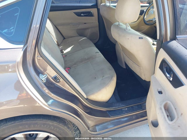 1N4AL3AP3FC142588 Nissan 2015