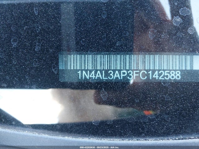 1N4AL3AP3FC142588 Nissan 2015