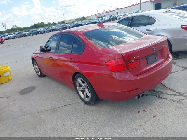 BMW 2014 2014 WBA3A5G50ENP33780 Image 3