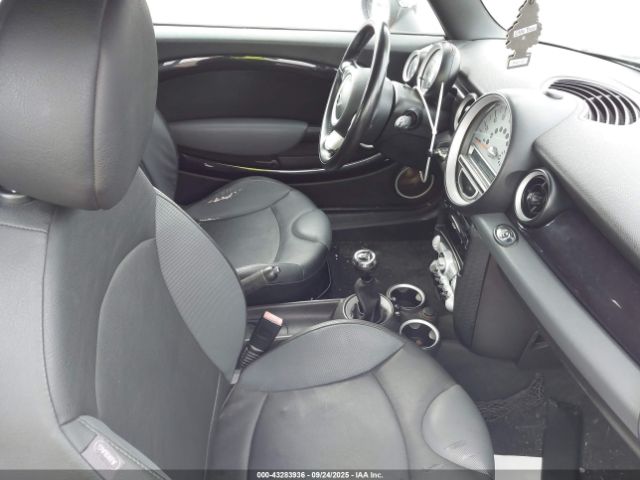 2009 MINI COOPER S WMWMS33509TY50398 Photo 4