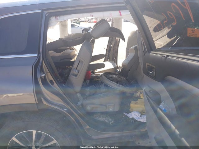 5TDKZRFH3KS366406 Toyota Highlander Xle