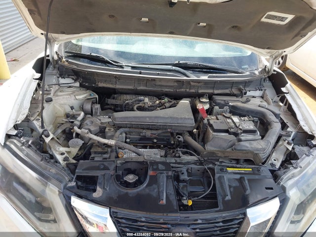 5N1AT2MV9HC800377 Nissan 2017