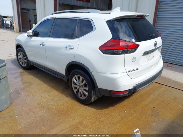 5N1AT2MV9HC800377 Nissan 2017