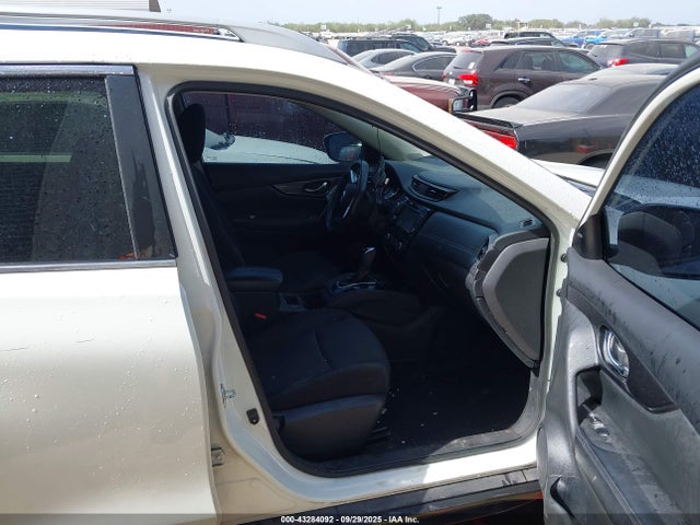 5N1AT2MV9HC800377 Nissan 2017