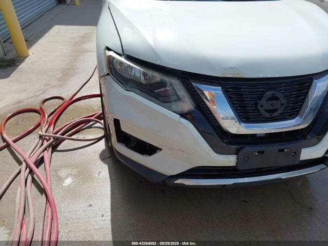 5N1AT2MV9HC800377 Nissan 2017