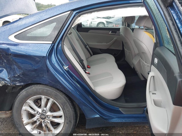 2017 Hyundai Sonata Se მანქანა იყიდება აუქციონზე, vin: 5NPE24AFXHH525995, აუქციონის ნომერი: 43284106