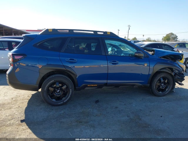 4S4BTGUD6N3241584 Subaru Outback Wilderness