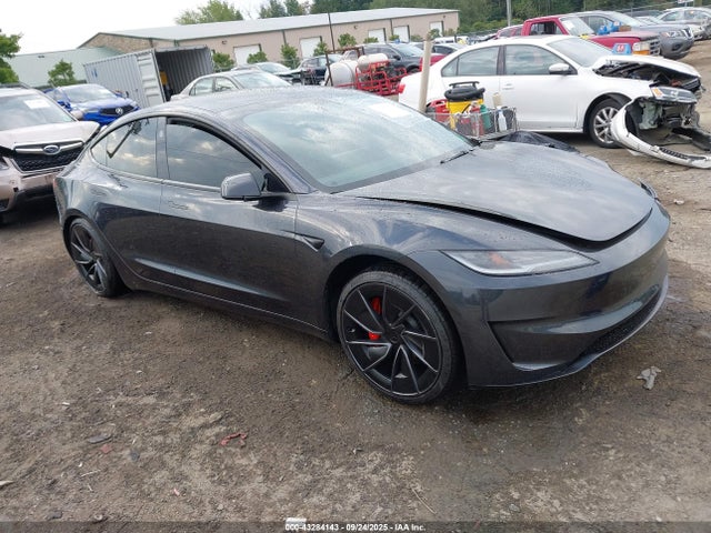 2024 TESLA MODEL 3 5YJ3E1ET0RF822318 Photo 0