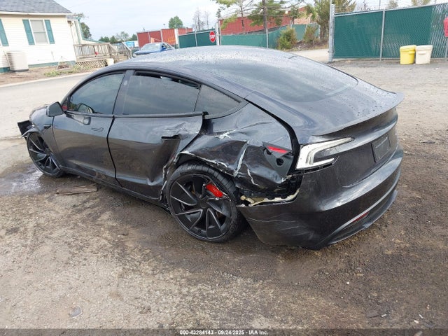 2024 TESLA MODEL 3 5YJ3E1ET0RF822318 Photo 2