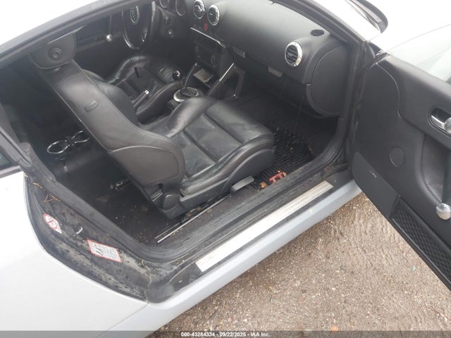 2002 AUDI TT TRUWT28N321019383 Photo 4