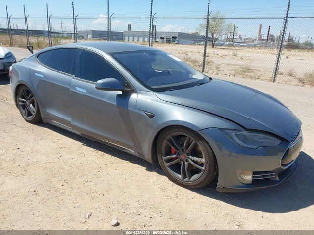 2013 TESLA MODEL S 5YJSA1CN5DFP05919 Photo 0