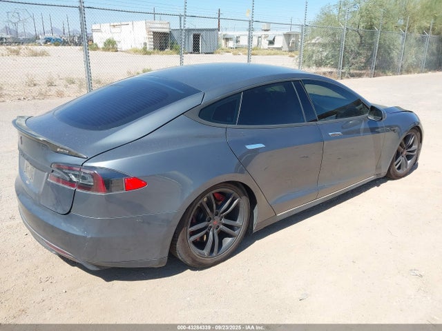 2013 TESLA MODEL S 5YJSA1CN5DFP05919 Photo 3