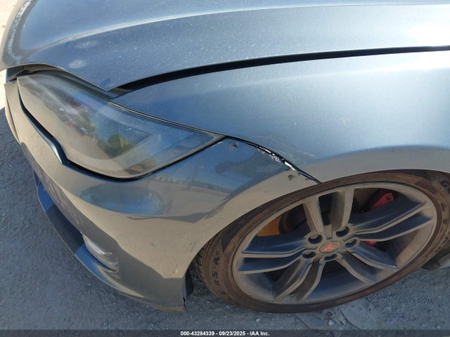 2013 TESLA MODEL S 5YJSA1CN5DFP05919 Photo 5