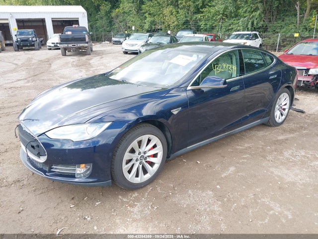 2014 TESLA MODEL S 5YJSA1H28EFP62759 Photo 1
