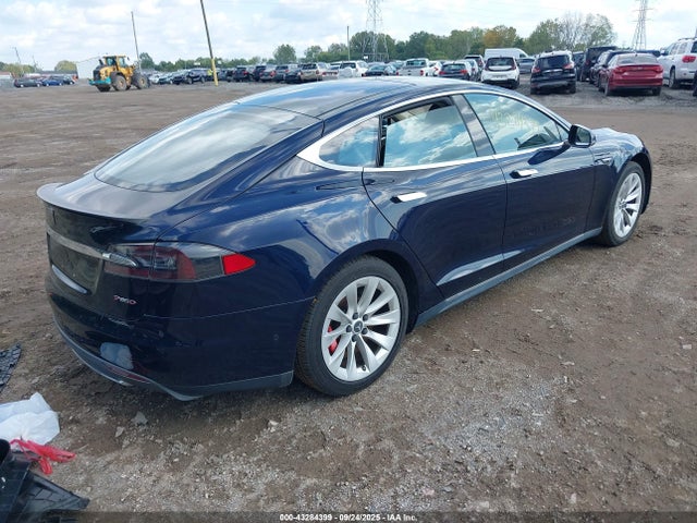 2014 TESLA MODEL S 5YJSA1H28EFP62759 Photo 3