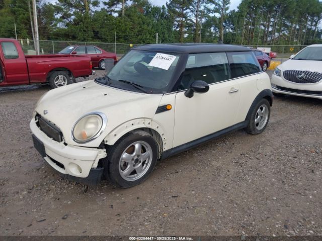 2008 MINI COOPER WMWMF33558TT64253 Photo 1