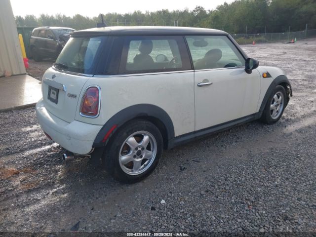 2008 MINI COOPER WMWMF33558TT64253 Photo 3